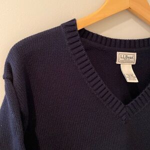 LLBean men’s navy cotton sweater